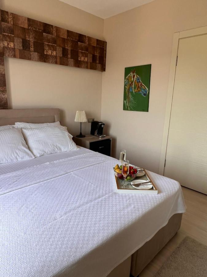 B. Equine Range Hotel Narlidere Eksteriør bilde